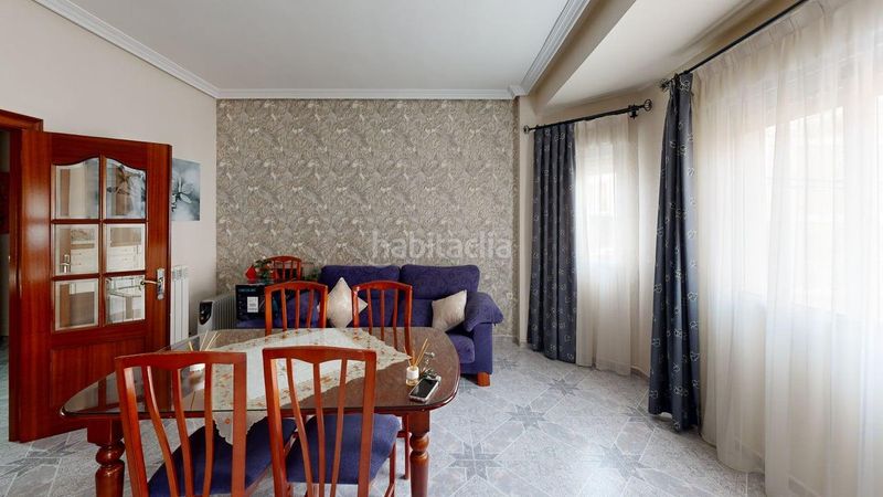 Foto d0e9b56c-a2fc-425a-b227-c63aba2884ce. Piso solvia inmobiliaria piso torre del campo en Torredelcampo