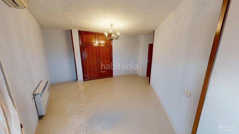 Foto 2715a536-6f65-4505-badb-1211d722e09c. Pis amb aparcament a Peñamefecit - Avda Barcelona Jaén
