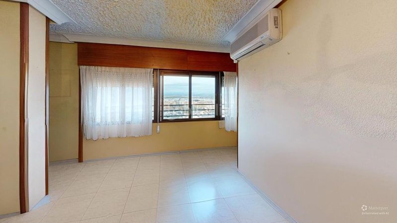 Foto ecfebbe7-8734-4a77-a8a0-2f67b6653646. Pis amb aparcament a Peñamefecit - Avda Barcelona Jaén