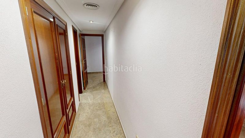 Foto e16d864d-eb28-429a-be27-e802b02157f3. Pis amb aparcament a Peñamefecit - Avda Barcelona Jaén