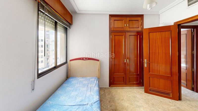 Foto e3a03fde-7076-4675-a195-749514aa74c9. Pis amb aparcament a Peñamefecit - Avda Barcelona Jaén