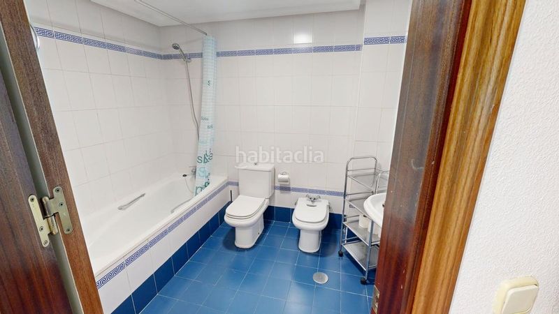 Foto f16c413a-bec0-45b2-bc75-05c0faf014a4. Pis amb aparcament a Peñamefecit - Avda Barcelona Jaén