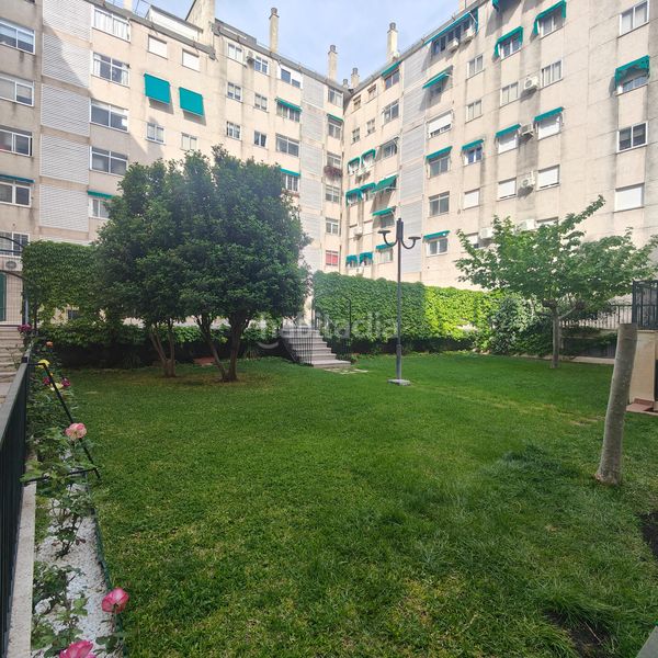Foto 98b93aca-8c25-4081-9e5e-fb6c45b6848a. Pis amb calefacció aparcament piscina a Peñamefecit - Avda Barcelona Jaén