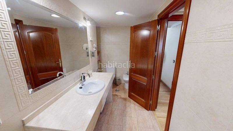 Foto b6748c0b-06e2-46ca-9270-840c415385f8. Pis amb calefacció aparcament piscina a Peñamefecit - Avda Barcelona Jaén