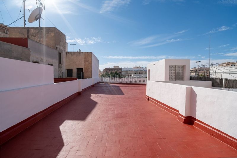 Foto cfbae597-2acd-419a-84b4-45f96ee980eb. Edificio solvia inmobiliaria edificio en Parque de las Naciones Torrevieja
