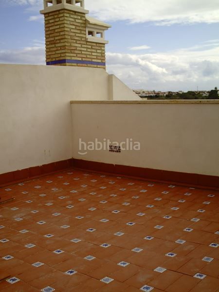 Foto 4bfcfbb1-e79d-4b1a-b8e9-fec99442d60d. Dúplex a Los Almendros Orihuela