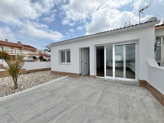 Casa aparellada  Ciudad quesada. Solvia inmobiliaria  chalet adosado rojales