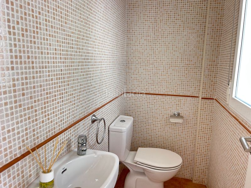 Foto 485bd8eb-7e16-4019-acbd-e0f69201e13d. Casa aparellada a Relleu
