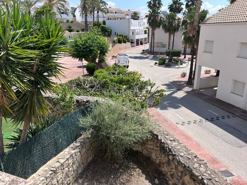 Foto ad84f81c-a714-45db-a95f-1b0d2c0fddb5. Casa aparellada a Relleu