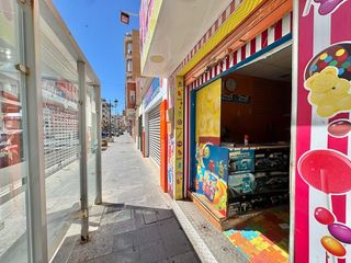 Local Comercial  Avda. país valenciano. Solvia inmobiliaria  locales guardamar del segura