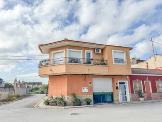 Xalet  C/ fuensanta. Solvia inmobiliaria  casa beniel
