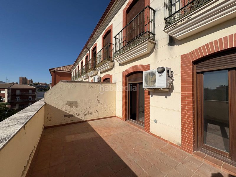 Foto 456b951b-4a02-426f-8526-e9d62c6a4236. Pis amb piscina a Centro ciudad Linares