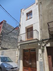 Flat  C/ dels frares. Solvia inmobiliaria  piso jana la