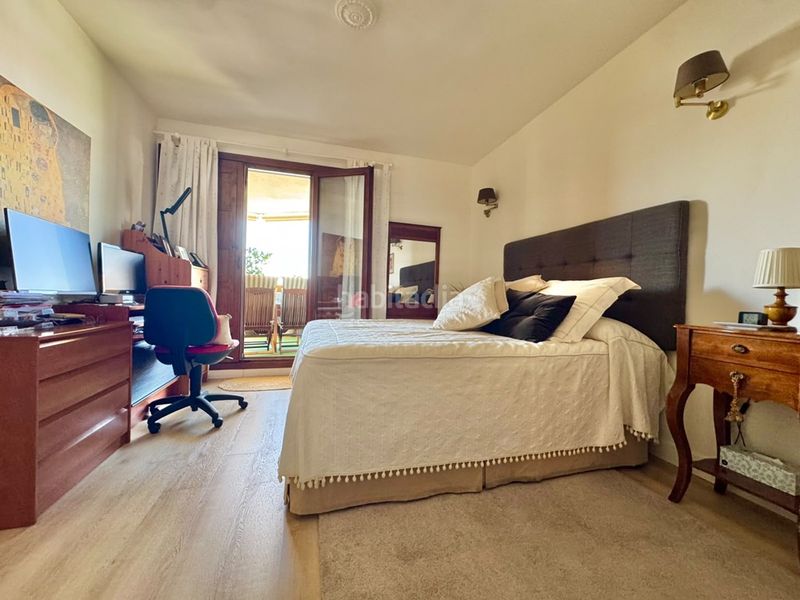 Foto 472d7d53-21a3-4e77-a3aa-9150ebe2e4ec. Apartament amb aparcament piscina a Punta Prima Torrevieja