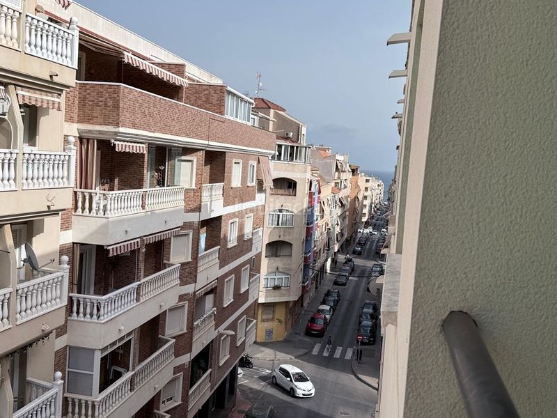 Foto 118d01f9-7474-4b8a-9c43-8c1025e203b9. Pis a Antonio Machado Torrevieja