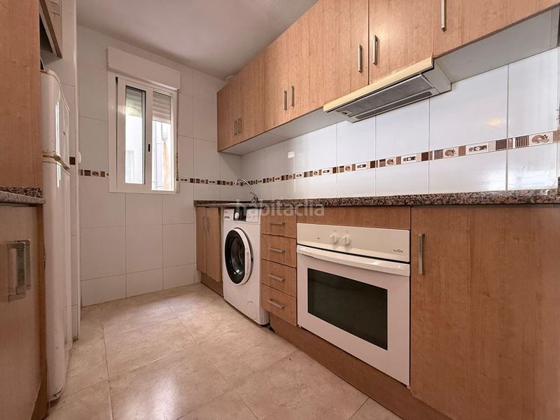 Foto 15770b79-d820-41ff-8dcd-6adaa984be30. Pis a Antonio Machado Torrevieja