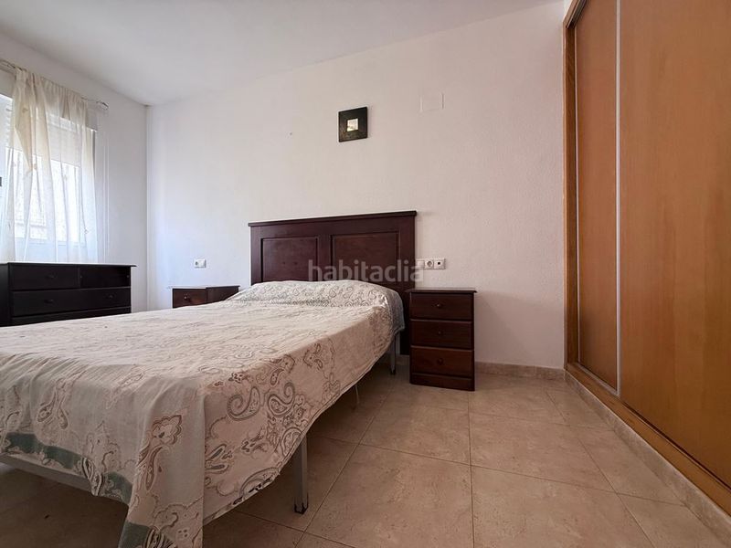 Foto 9caf8af2-c1d4-453e-8e44-06ff48ed5abf. Pis a Antonio Machado Torrevieja