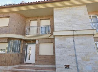 Xalet  Av catalunya. Solvia inmobiliaria  casa aldea l
