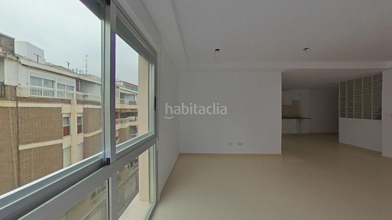 Foto 3222d522-6fa1-4867-a875-e37fd788f529. Pis amb aparcament a Ciutat Jardí - Torreta Verdí Elche / Elx