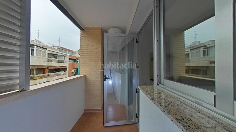 Foto d1f08fe6-521b-44a6-b5f8-b4609e759fd4. Pis amb aparcament a Ciutat Jardí - Torreta Verdí Elche / Elx