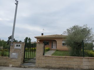 Chalet  C/ xop. Solvia inmobiliaria  chalet independiente sils