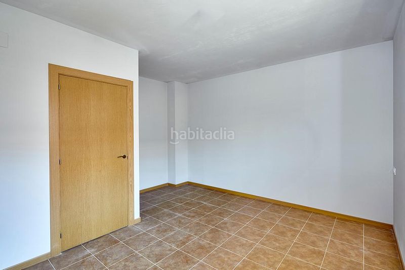 Foto 651bf19e-aaf5-4958-8978-5ce4ab1ea1ce. Lloguer casa aparellada a Murchante