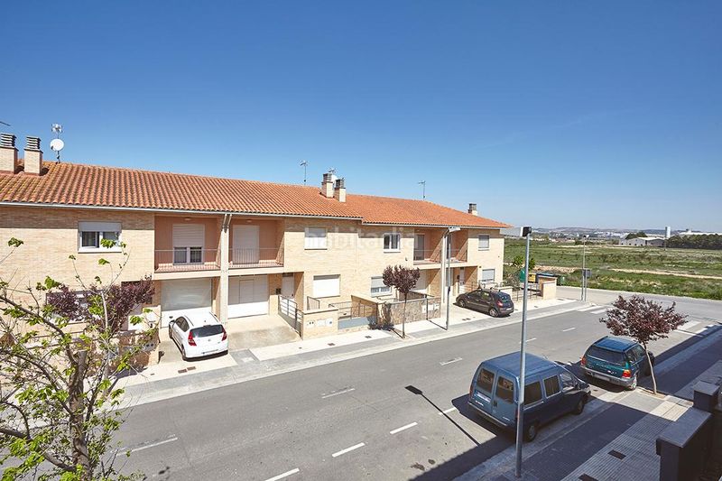 Foto 6b7c90c8-baee-4851-9caf-c8fc7e0f0612. Lloguer casa aparellada a Murchante