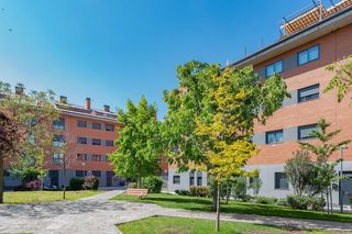 Flat  C/ nicolás fuster - res. princesa de éboli -. Solvia inmobiliaria  piso pinto