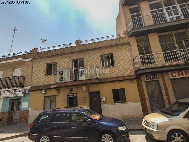 Foto aef15343-a70b-42f1-afbc-7d19e03c34e7. Chalet in Salesianos Utrera