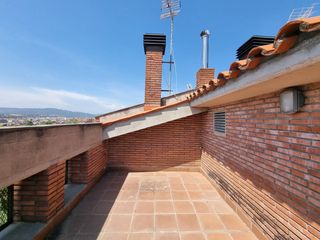 Edificio in C/ Veneçuela