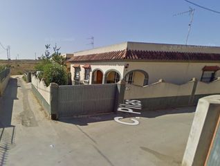 Doppelhaus  C/ pilas. Solvia inmobiliaria  chalet adosado sanlúcar de barrameda