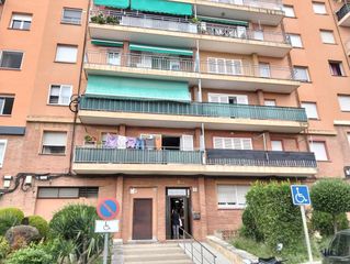 Etagenwohnung  C/ cresques elías. Solvia inmobiliaria  piso figueres