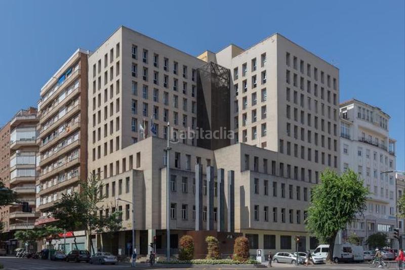 Foto 302096ce-11a7-4cbc-b6ca-2791c8266c29. Chalet dans La Estación Badajoz