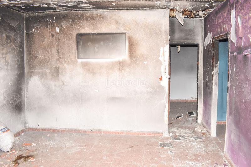 Foto c49104b9-2eb5-4c57-bc3d-e5cede380ef8. Chalet dans La Estación Badajoz