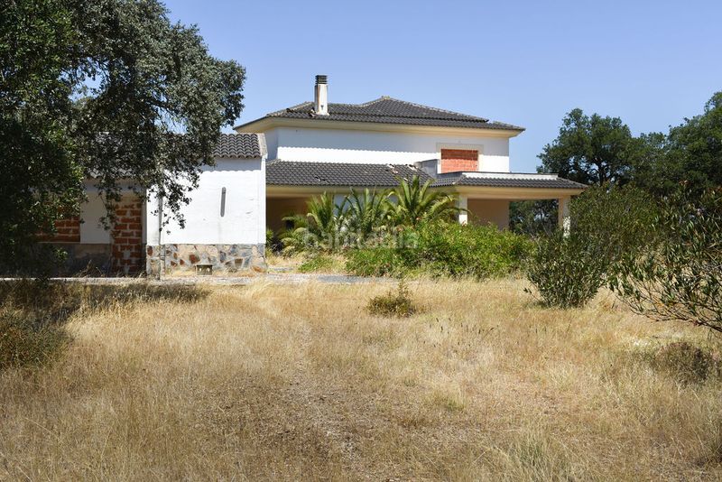 Foto c25779c9-69ec-4d08-a998-1d0be488b74a. Xalet a Las Vaguadas Badajoz