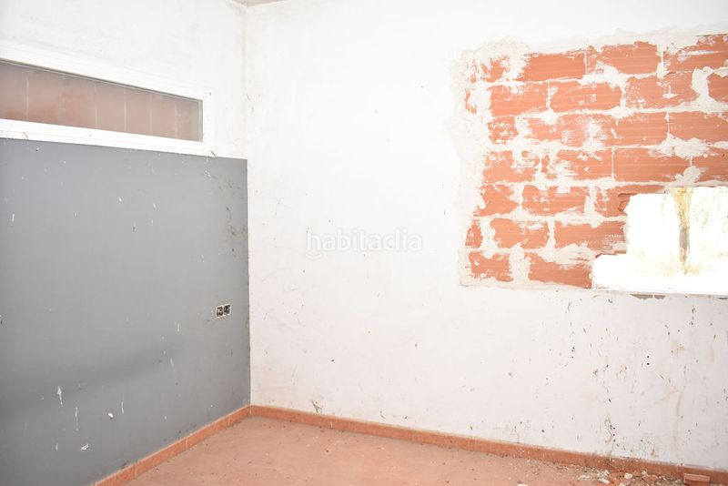 Foto ef4b3f36-c450-4152-a31f-e297e603c385. Xalet a Las Vaguadas Badajoz