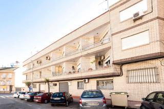 Pis  Ctra de mula. Solvia inmobiliaria  piso calasparra
