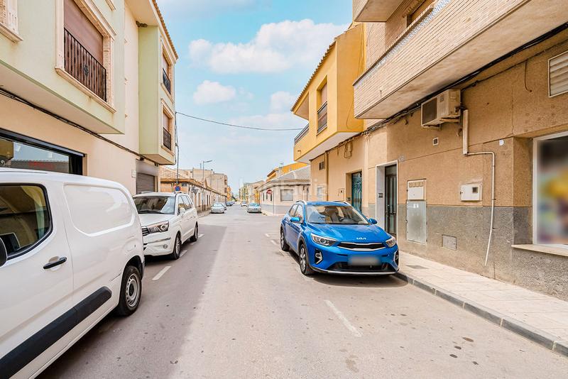 Foto be0bf9b3-d65a-4e04-ae3e-de92bbc622dc. Pis a Pinoso