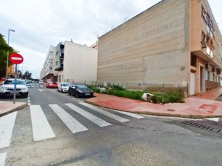 Terrain résidentiel à C/ la marina. Solvia inmobiliaria - suelo urbano rojales