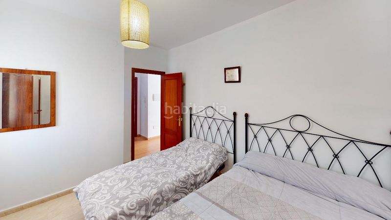 Foto 0624d8fb-9584-4544-a99f-4c00fd3d7731. Edifici amb piscina a Cambil