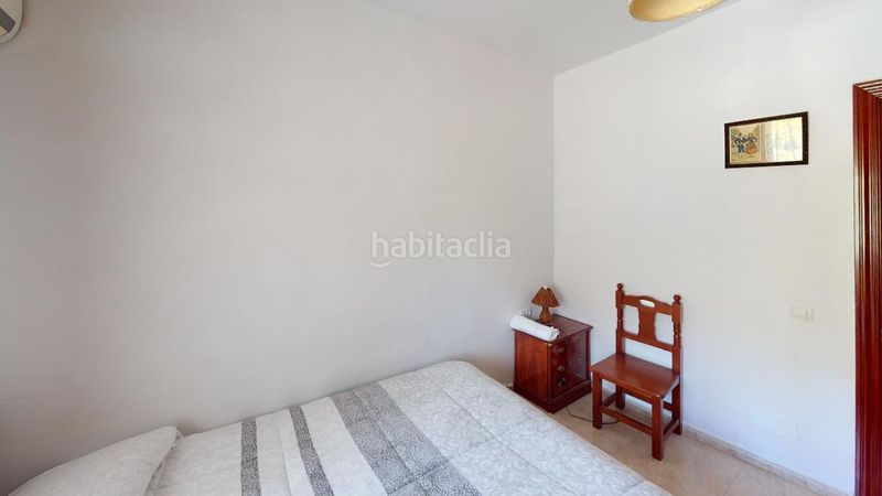 Foto 07f63b6e-a0cf-4f6b-b722-f2da9711c5a8. Edifici amb piscina a Cambil