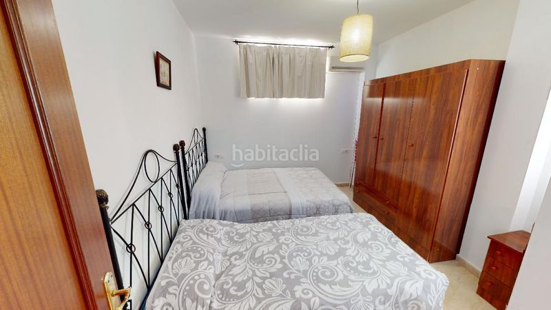 Foto 4154b27c-7f06-4deb-ac39-0c99e9aec20d. Edifici amb piscina a Cambil