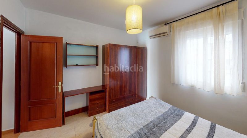 Foto 96a6c225-79f0-46b1-8964-2ef99337f6c8. Edifici amb piscina a Cambil
