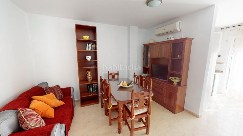 Foto da80286f-c3d4-4a87-a27c-7dda77910459. Edifici amb piscina a Cambil