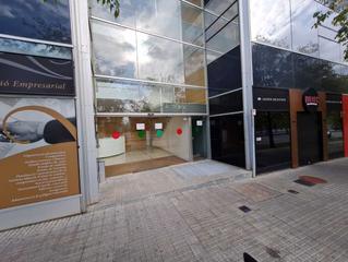 Local commercial  C/ san cugat. Solvia inmobiliaria  locales rubí