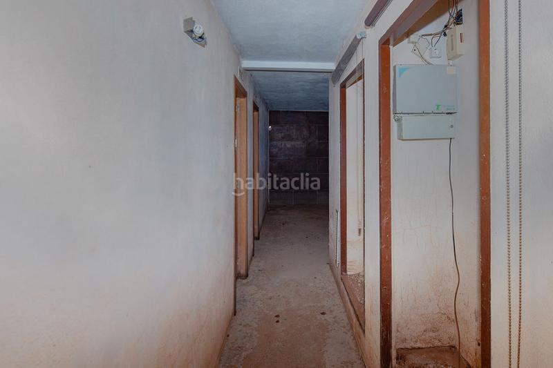 Foto f2cd0033-f377-44f8-a754-c6f4cfd8025c. Locale commerciale in Albuixarres Alzira