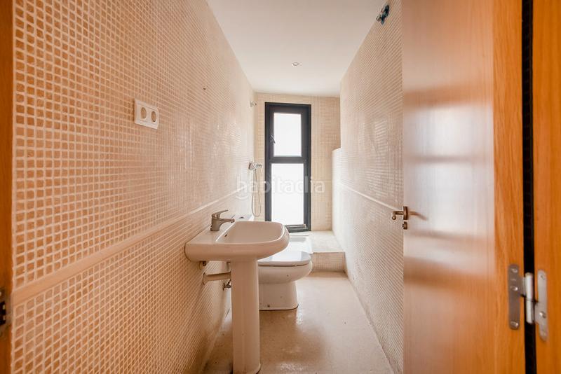 Foto c3f1ac67-7d00-43fd-8ab7-4534b7757e9e. Local comercial a Valls