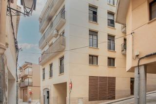 Local Comercial  C/ raval de farigola. Solvia inmobiliaria  locales valls