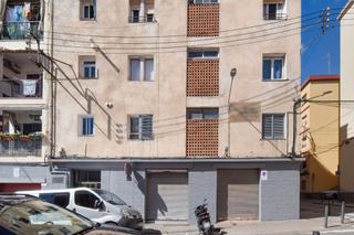 Local commercial  C/ bombers madern i clariana. Solvia inmobiliaria  locales mataró