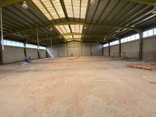 Nau industrial  Pol ind los romerales. Solvia inmobiliaria  nave industrial jumilla